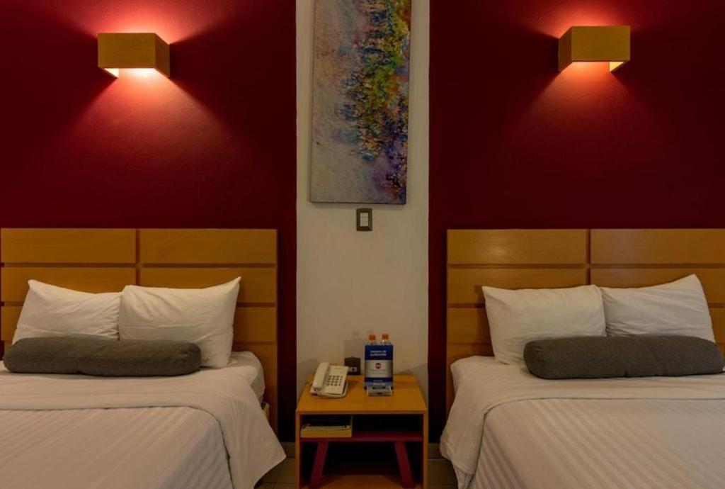 Hotel Barante Suites Salamanca Bagian luar foto