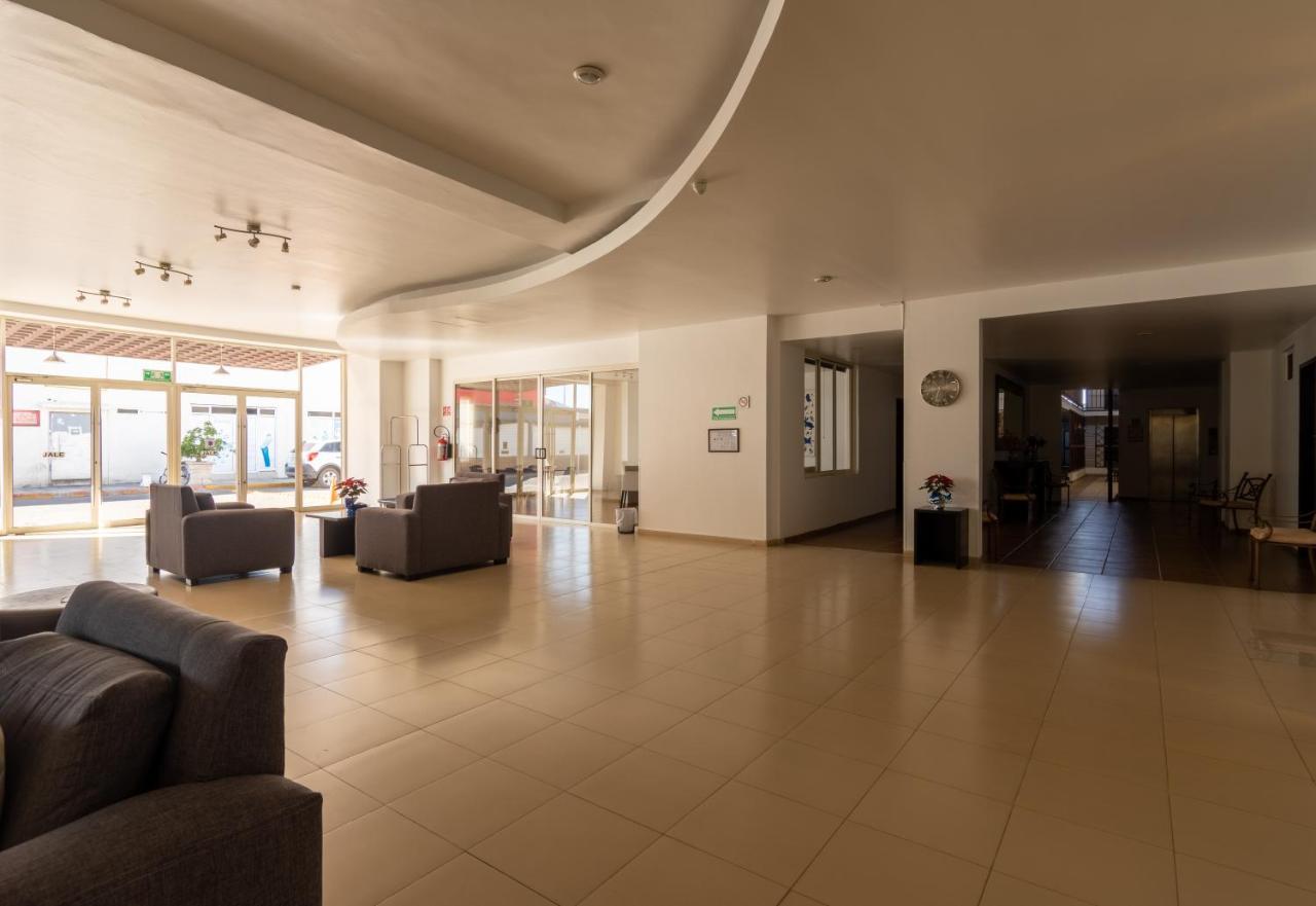 Hotel Barante Suites Salamanca Bagian luar foto